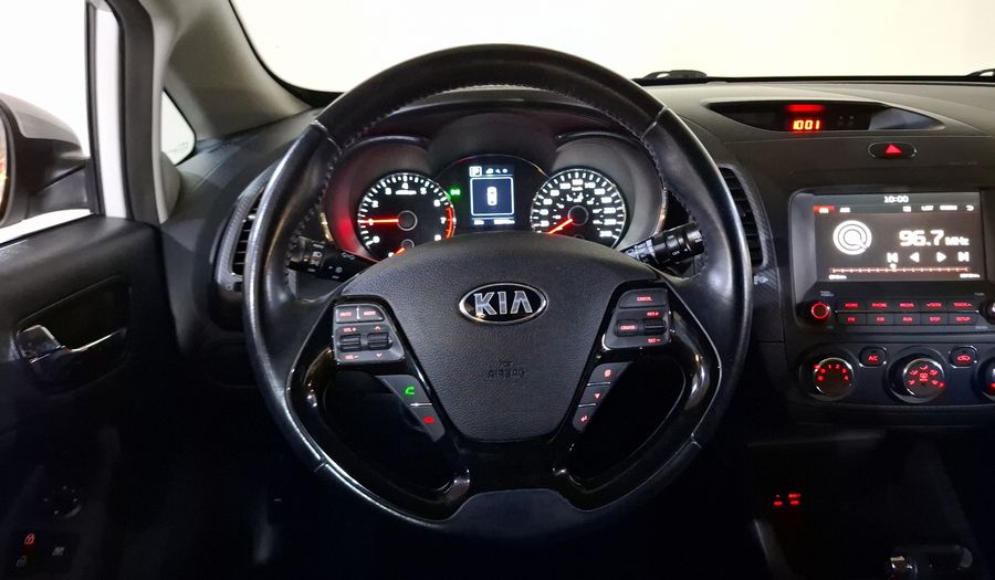 Kia Forte 2.0 EX AUTO Hatchback 2018
