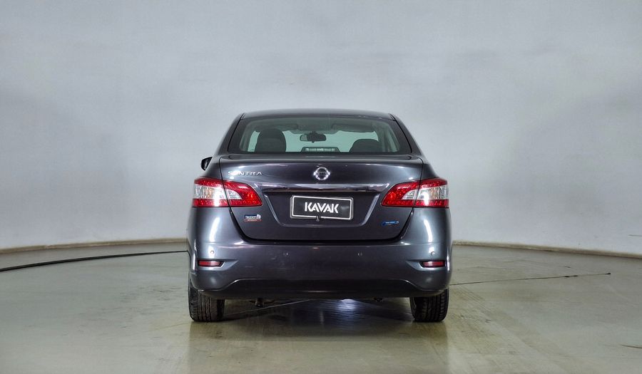 Nissan Sentra 1.8 ADVANCE CVT Sedan 2015