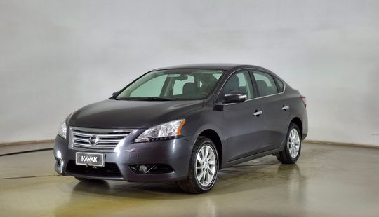 Nissan • Sentra