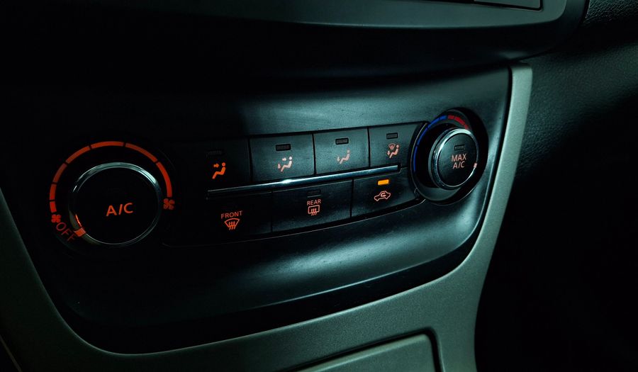 Nissan Sentra 1.8 ADVANCE CVT Sedan 2015