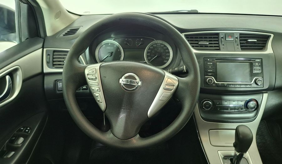 Nissan Sentra 1.8 ADVANCE CVT Sedan 2015