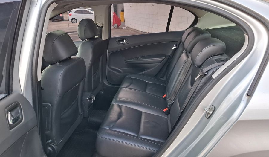 Peugeot 408 2.0 16V ALLURE+ Sedan 2012