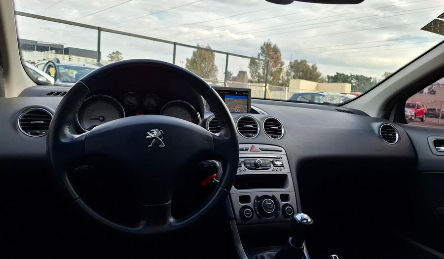 Peugeot 408 2.0 16V ALLURE+ Sedan 2012