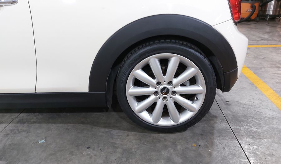Mini Cooper 1.5 COOPER CHILI AUTO Hatchback 2018