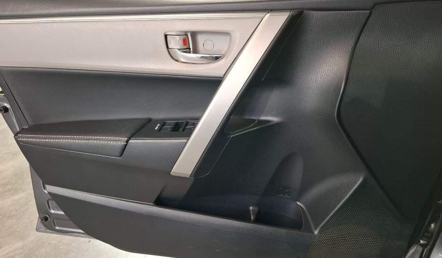 Toyota Corolla 1.8 XEI PACK Sedan 2016