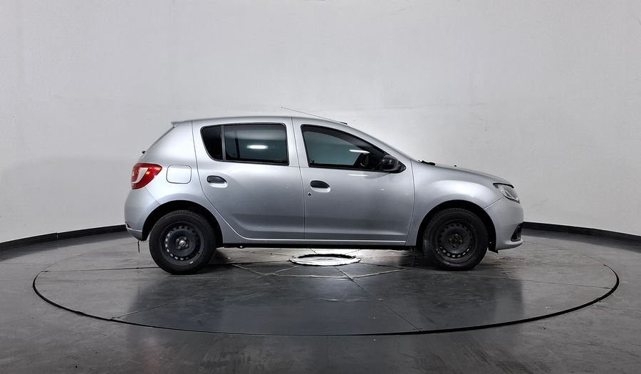 Renault Sandero 1.6 AUTHENTIQUE Hatchback 2017