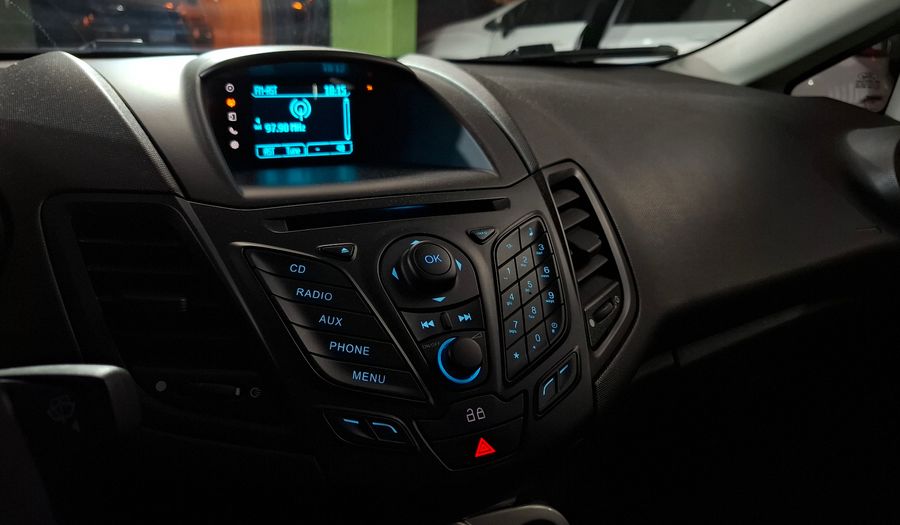 Ford Fiesta Kinetic Design 1.6 SE Hatchback 2017