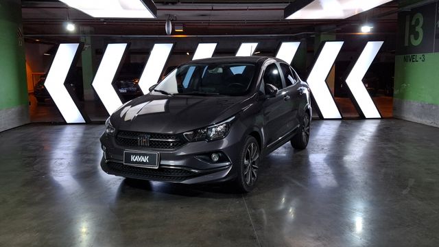 Fiat • Cronos