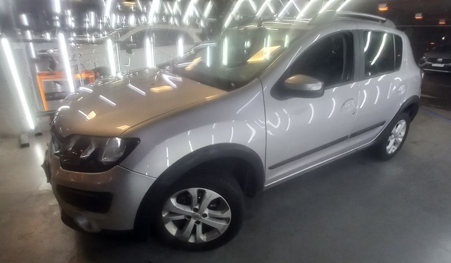 Renault Sandero Stepway 1.6 STEPWAY DYNAMIQUE Hatchback 2017