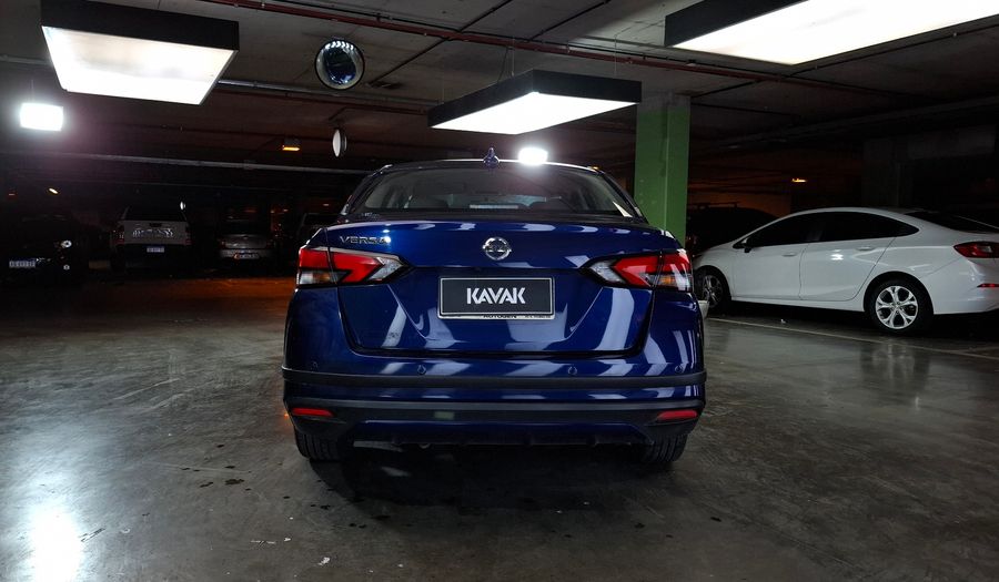 Nissan Versa 1.6 EXCLUSIVE CVT Sedan 2021