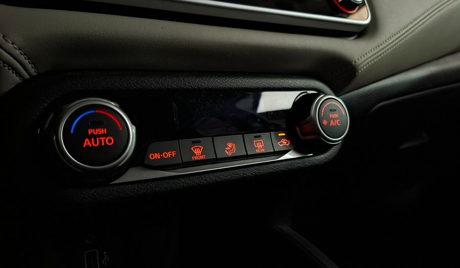 Nissan Versa 1.6 EXCLUSIVE CVT Sedan 2021