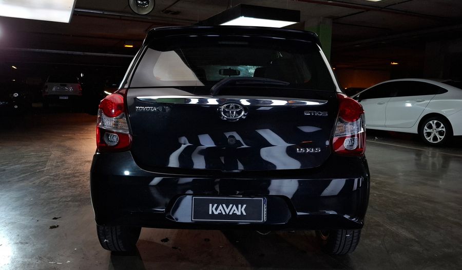 Toyota Etios 1.5 XLS AUTO Hatchback 2021
