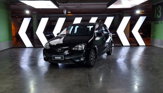 Toyota • Etios
