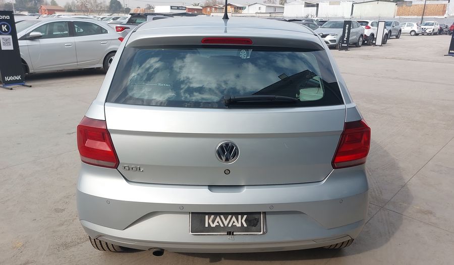Volkswagen Gol 1.6 HIGHLINE Hatchback 2021