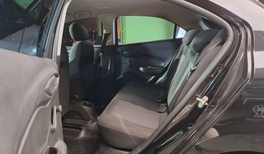 Chevrolet Onix 1.4 LT Hatchback 2016