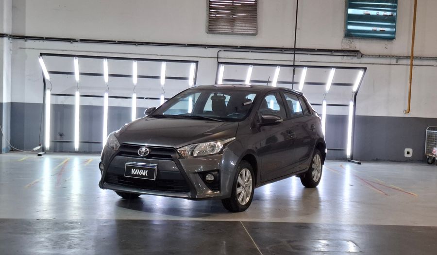 Toyota Yaris 1.5 CVT Hatchback 2017