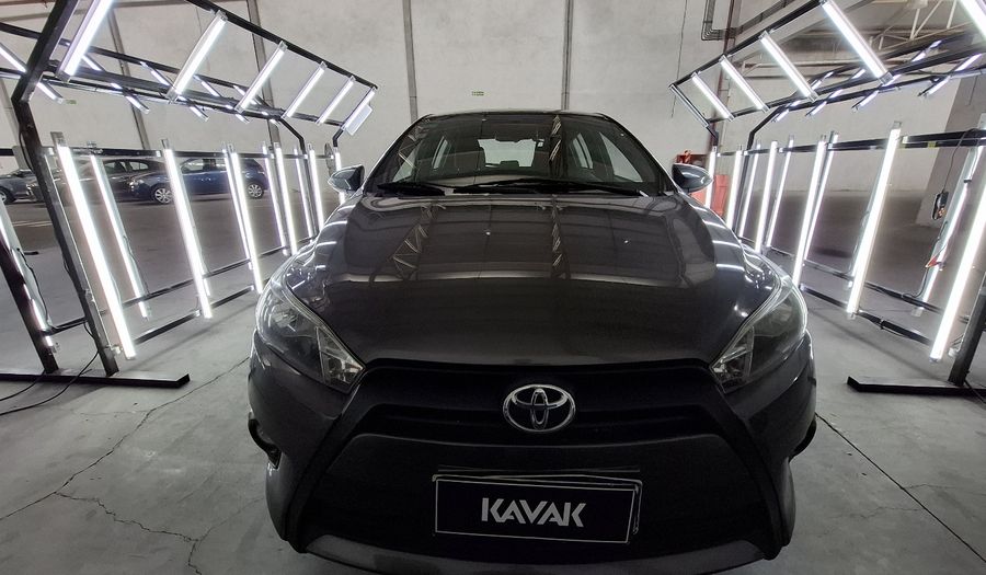 Toyota Yaris 1.5 CVT Hatchback 2017