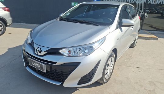Toyota • Yaris