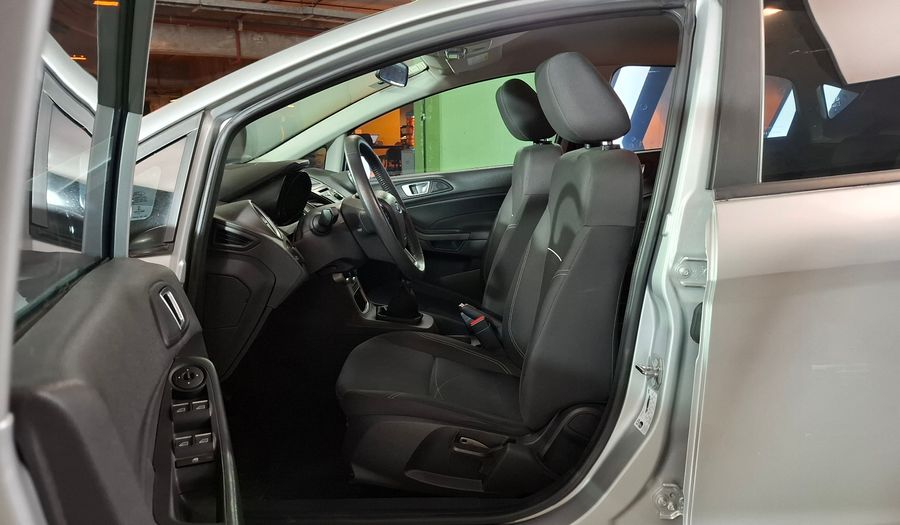 Ford Fiesta Kinetic Design 1.6 SE Hatchback 2017