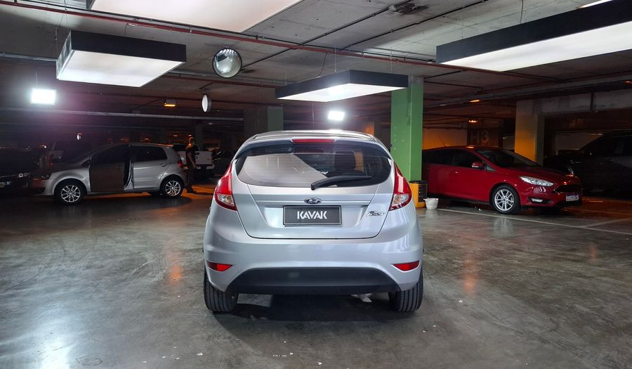 Ford Fiesta Kinetic Design 1.6 SE Hatchback 2017