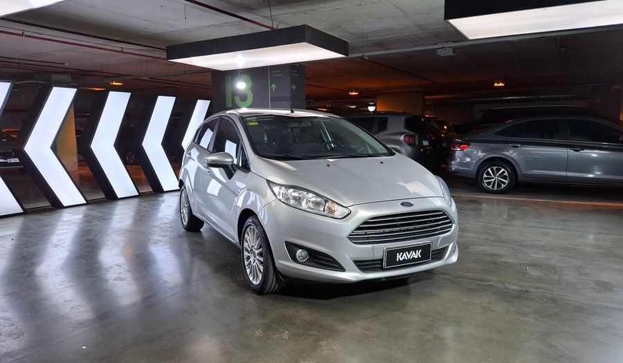Ford Fiesta Kinetic Design 1.6 SE Hatchback 2017