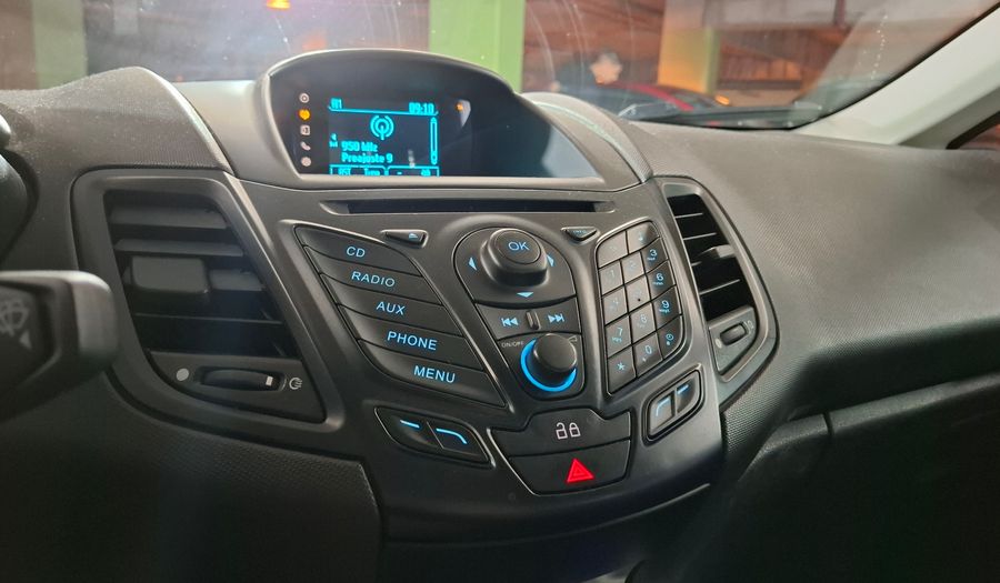 Ford Fiesta Kinetic Design 1.6 SE Hatchback 2017