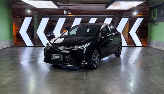Toyota • Yaris