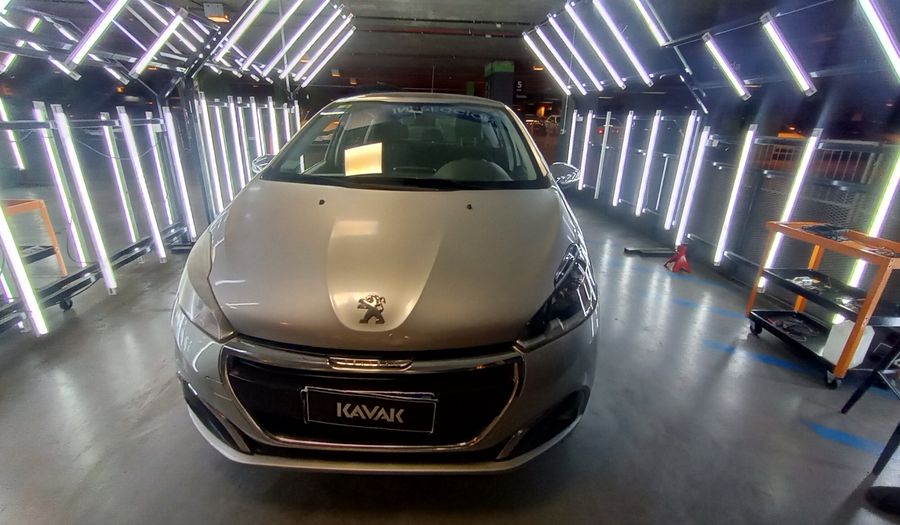 Peugeot 208 1.6 ALLURE Hatchback 2017