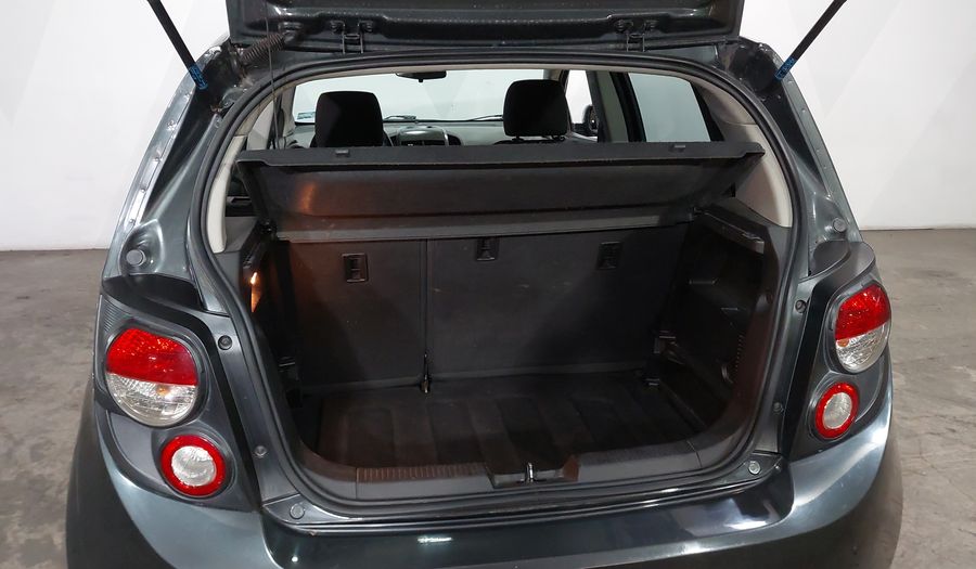 Chevrolet Sonic 1.6 AT K LT Hatchback 2016