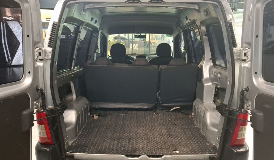 Peugeot Partner FURGON 1.4 N PLC CONFORT Van 2012