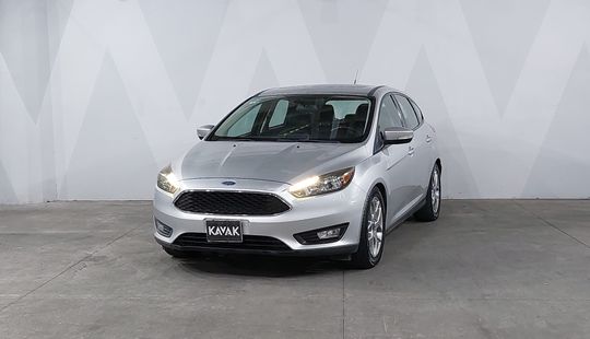 Ford • Focus
