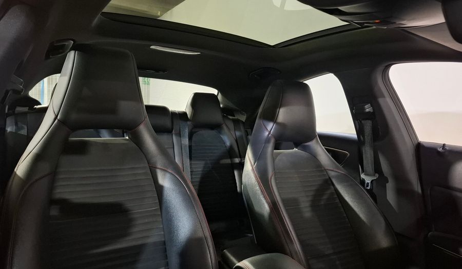Mercedes Benz Clase Cla 2.0 CLA 250 CGI SPORT AT Coupe 2015