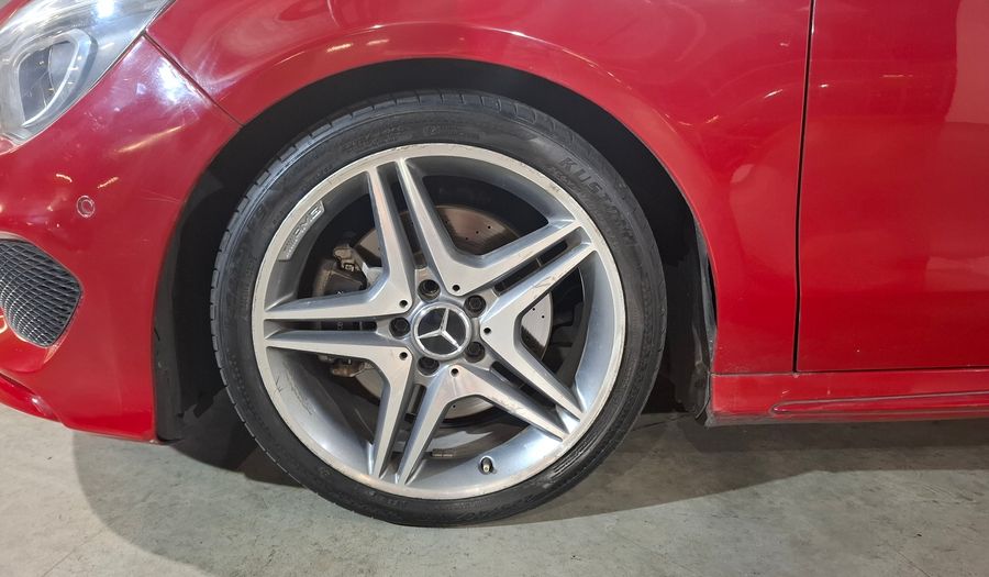 Mercedes Benz Clase Cla 2.0 CLA 250 CGI SPORT AT Coupe 2015