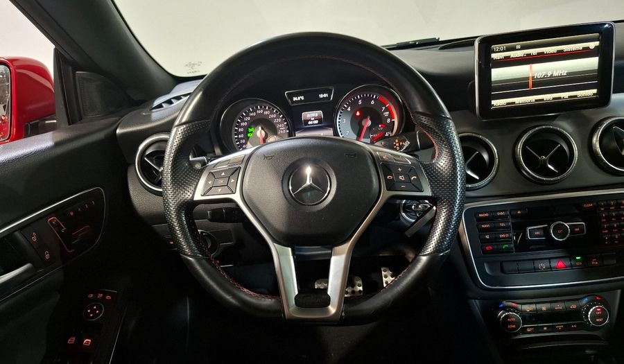 Mercedes Benz Clase Cla 2.0 CLA 250 CGI SPORT AT Coupe 2015