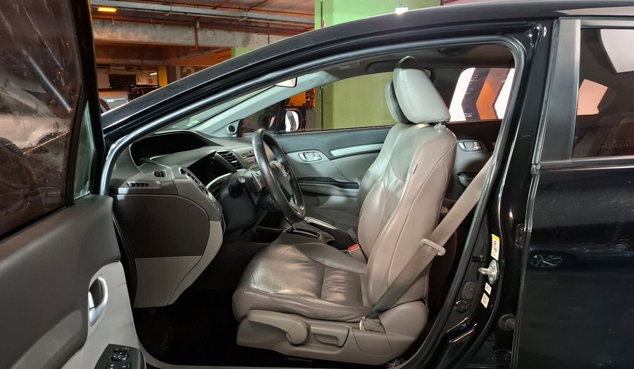 Honda Civic 1.8 I-VTEC EXS AUTO Sedan 2013