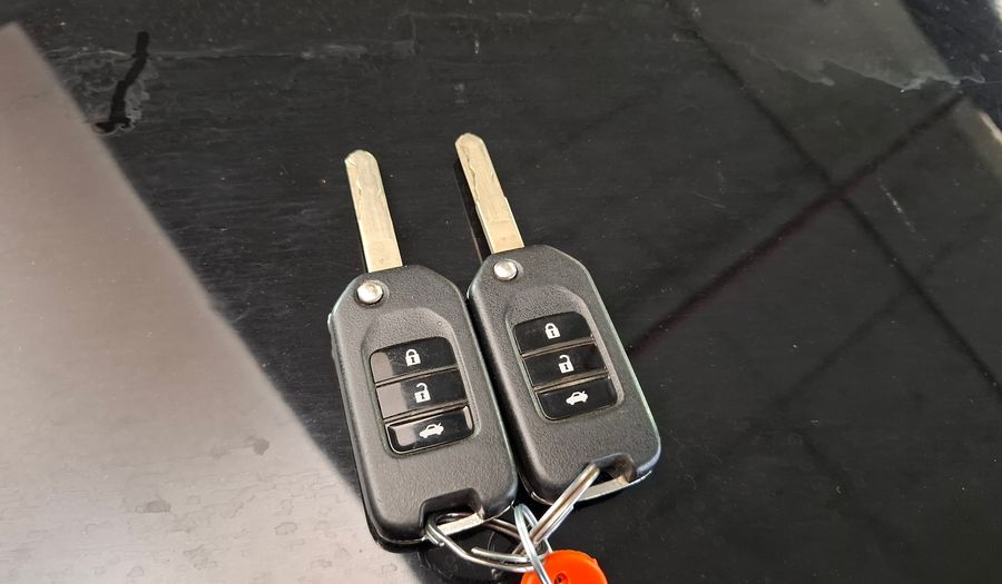 Honda Civic 1.8 I-VTEC EXS AUTO Sedan 2013