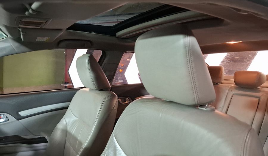 Honda Civic 1.8 I-VTEC EXS AUTO Sedan 2013