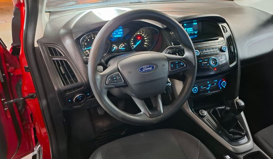 Ford Focus Iii 1.6 S Hatchback 2016