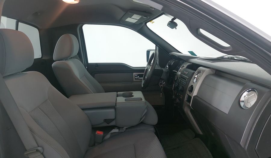 Ford Lobo 5.0 LOBO REGULAR CAB 4X2 TA Pickup 2011