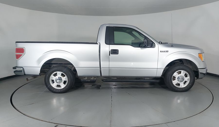 Ford Lobo 5.0 LOBO REGULAR CAB 4X2 TA Pickup 2011