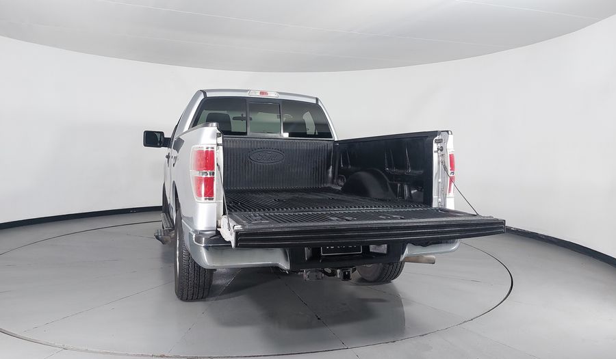 Ford Lobo 5.0 LOBO REGULAR CAB 4X2 TA Pickup 2011