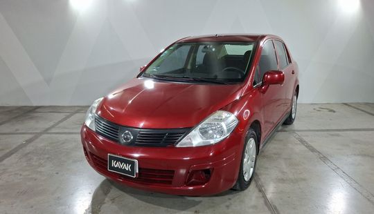 Nissan • Tiida
