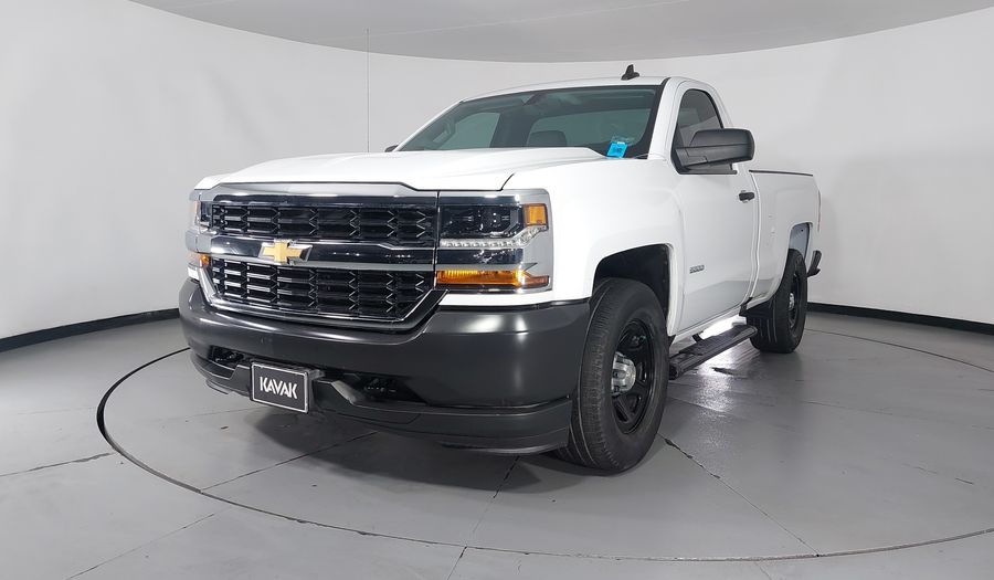 Chevrolet Silverado 2500 5.3 CAB REG A V8 LS AUTO Pickup 2018
