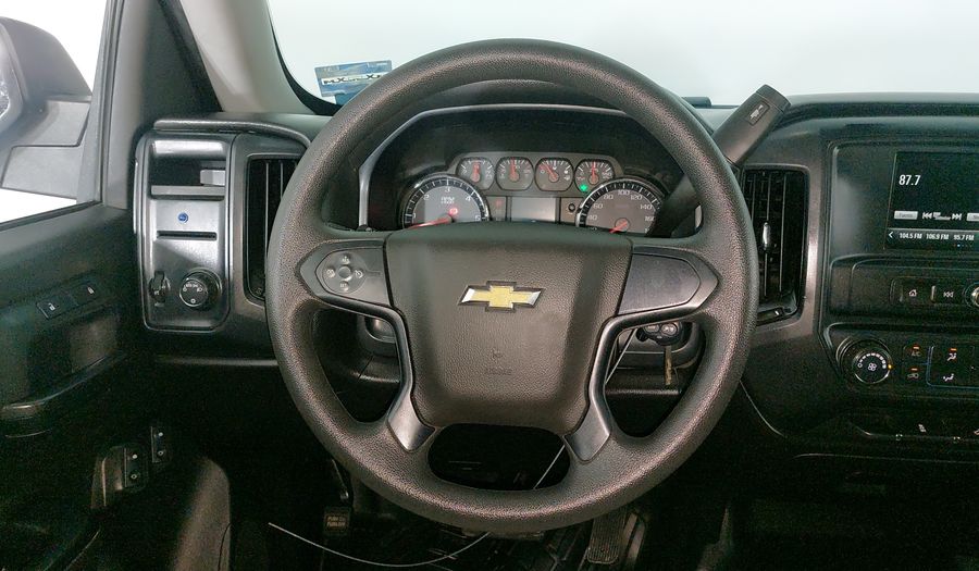 Chevrolet Silverado 2500 5.3 CAB REG A V8 LS AUTO Pickup 2018