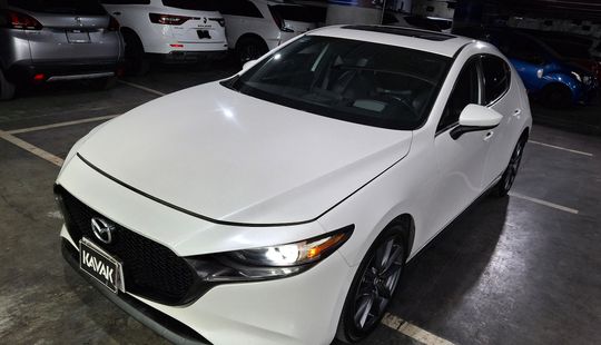 Mazda • Mazda 3