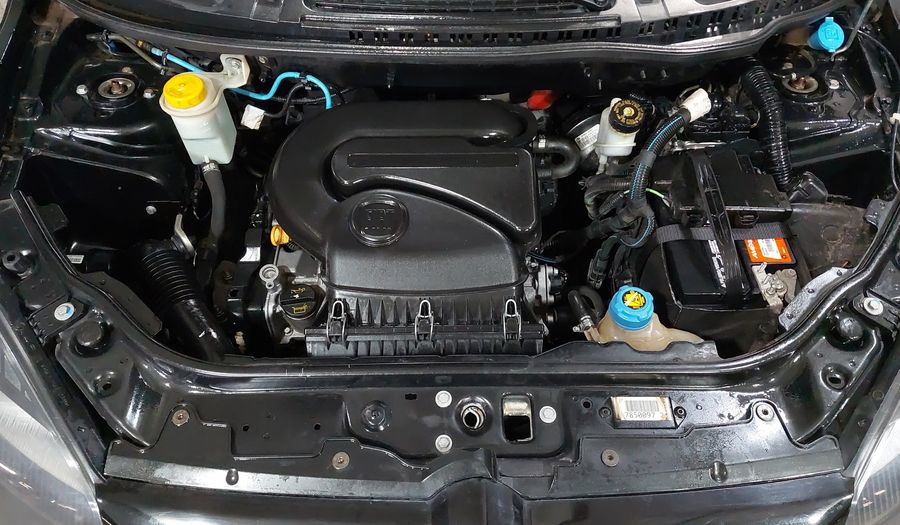 Fiat Uno 1.4 SPORTING Hatchback 2017