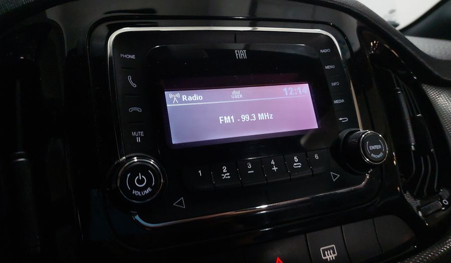 Fiat Uno 1.4 SPORTING Hatchback 2017