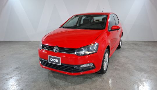 Volkswagen • Polo