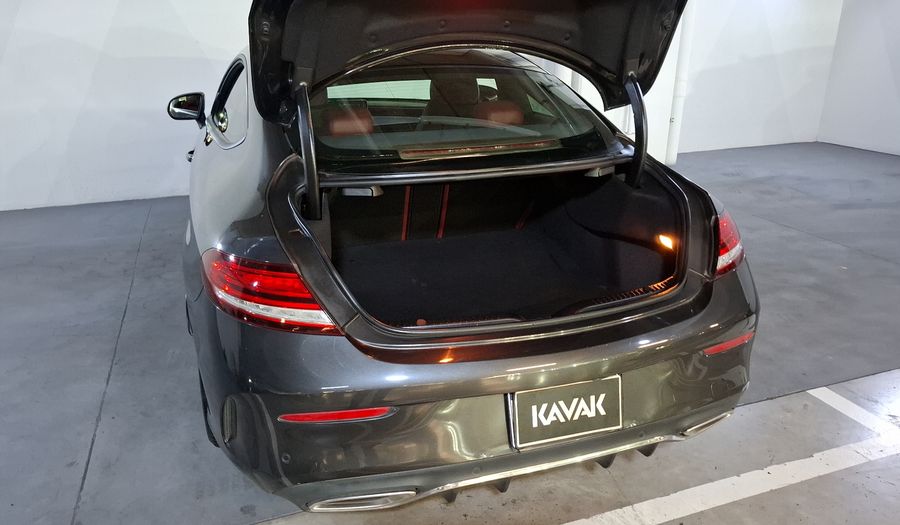Mercedes Benz Clase C 2.0 300 AUTO Coupe 2019