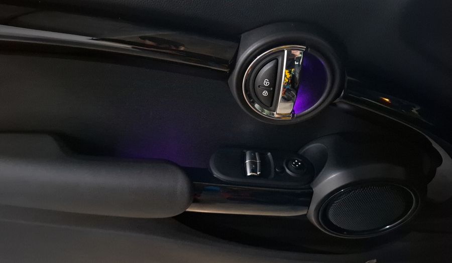 Mini Cooper 1.5 COOPER CHILI AUTO Hatchback 2018